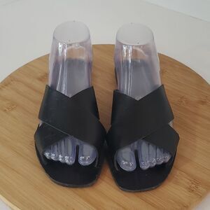 Seychelles Black Leather Slide Sandal Women's Size 6